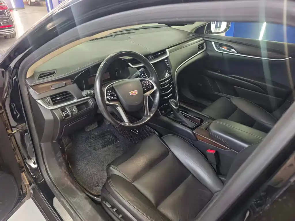 Cadillac XTS — миниатюра 4