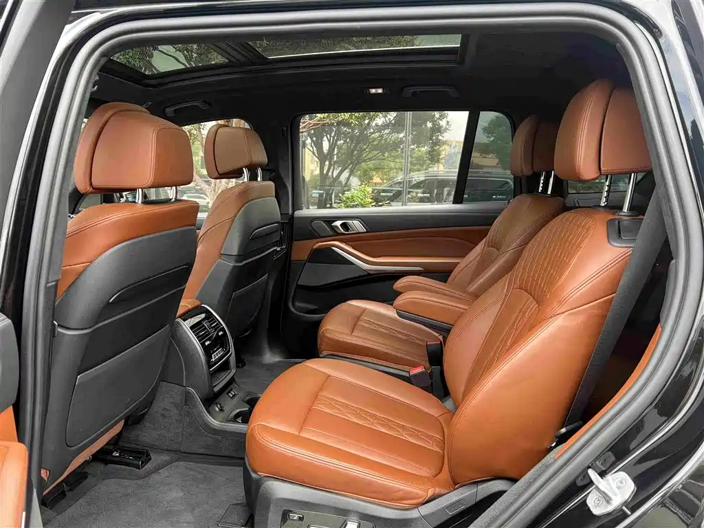 BMW X7 — миниатюра 3
