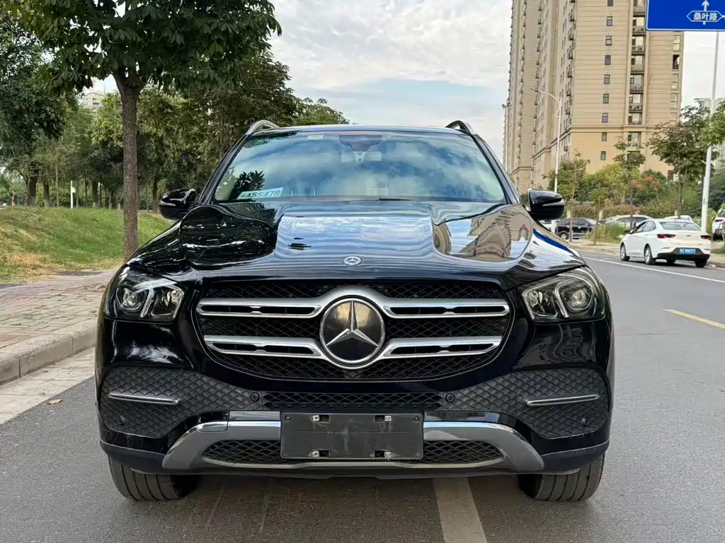 Mercedes-Benz GLE (Import) — миниатюра 2