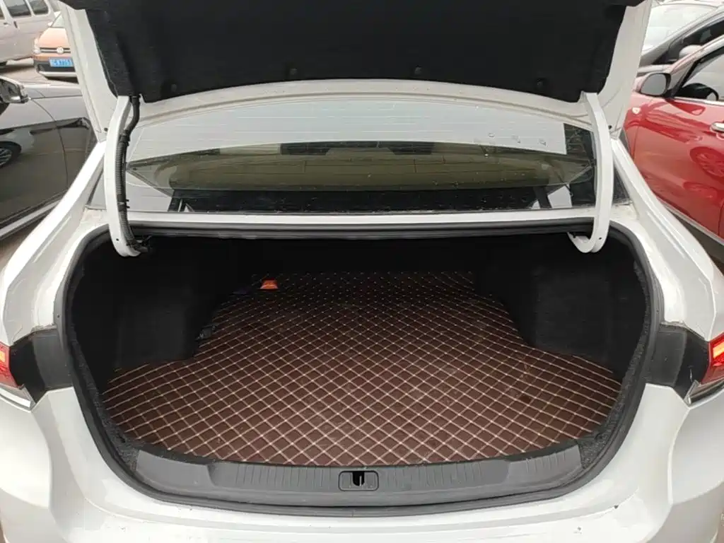 Buick Excelle — миниатюра 19
