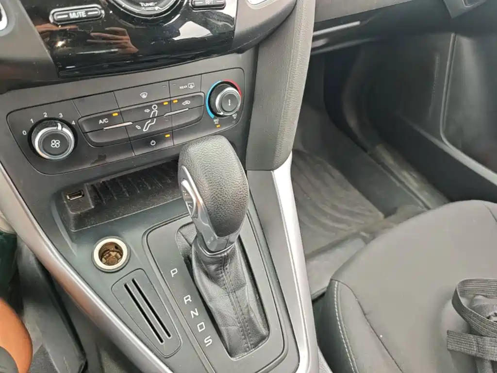 Ford Focus — миниатюра 14