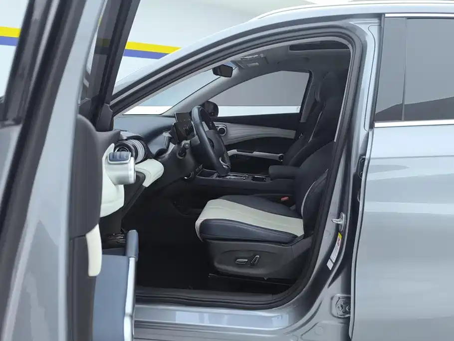 BYD Yuan Plus — миниатюра 9