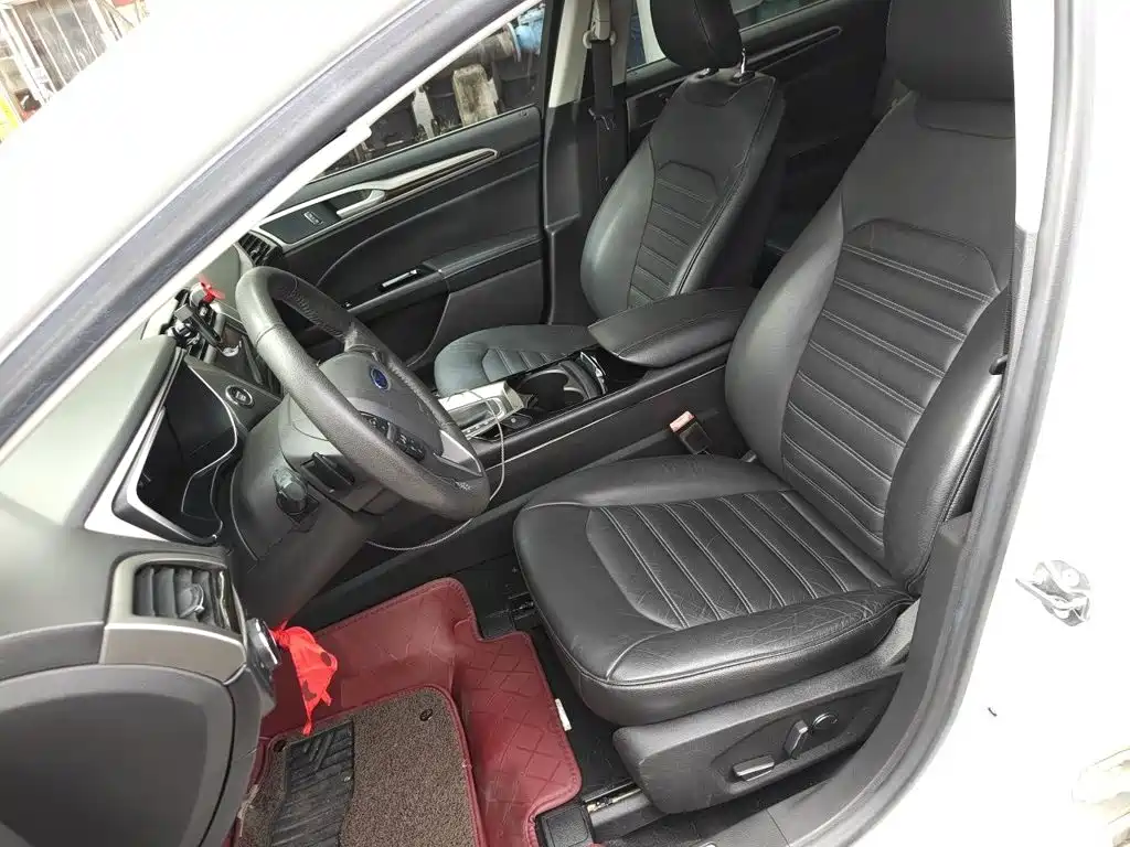 Ford Mondeo — миниатюра 16
