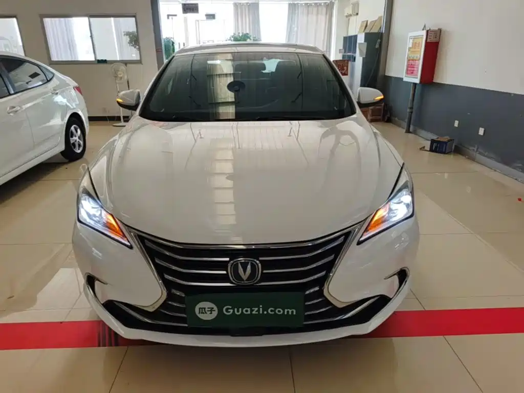Changan Eado — миниатюра 3