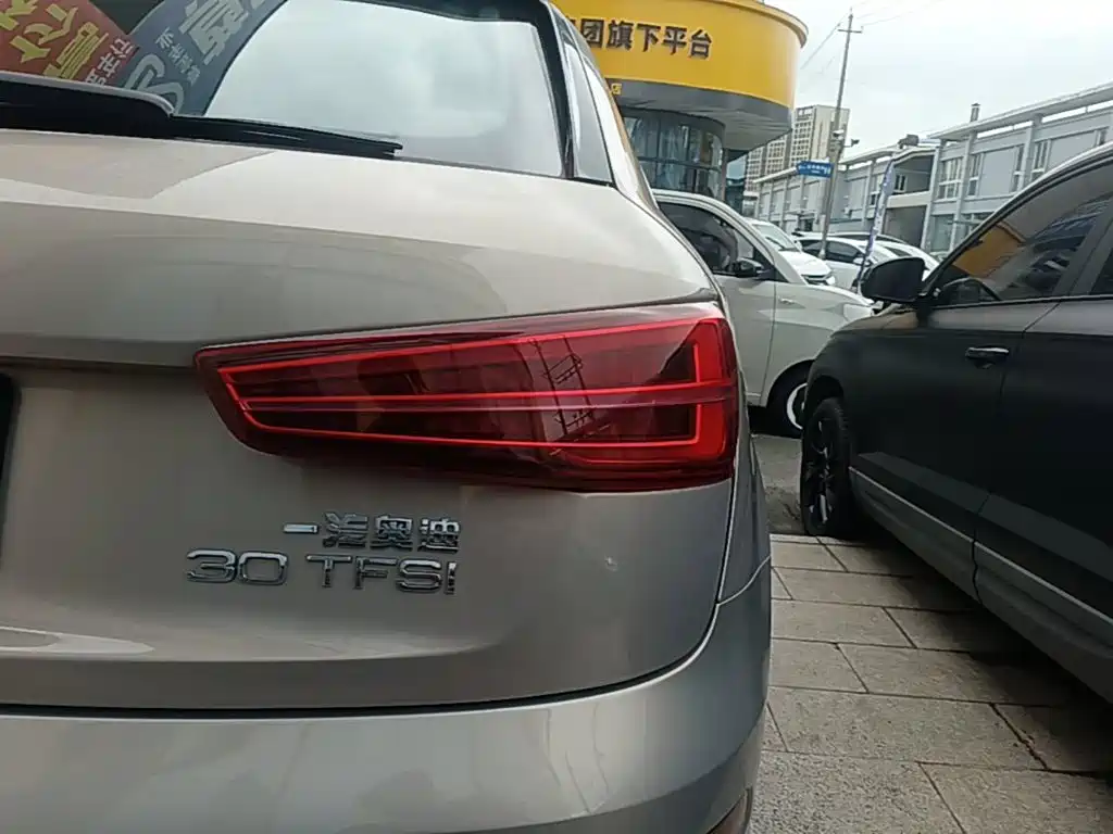 Audi Q3 — миниатюра 8