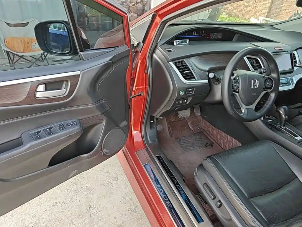 Honda Jade — миниатюра 16