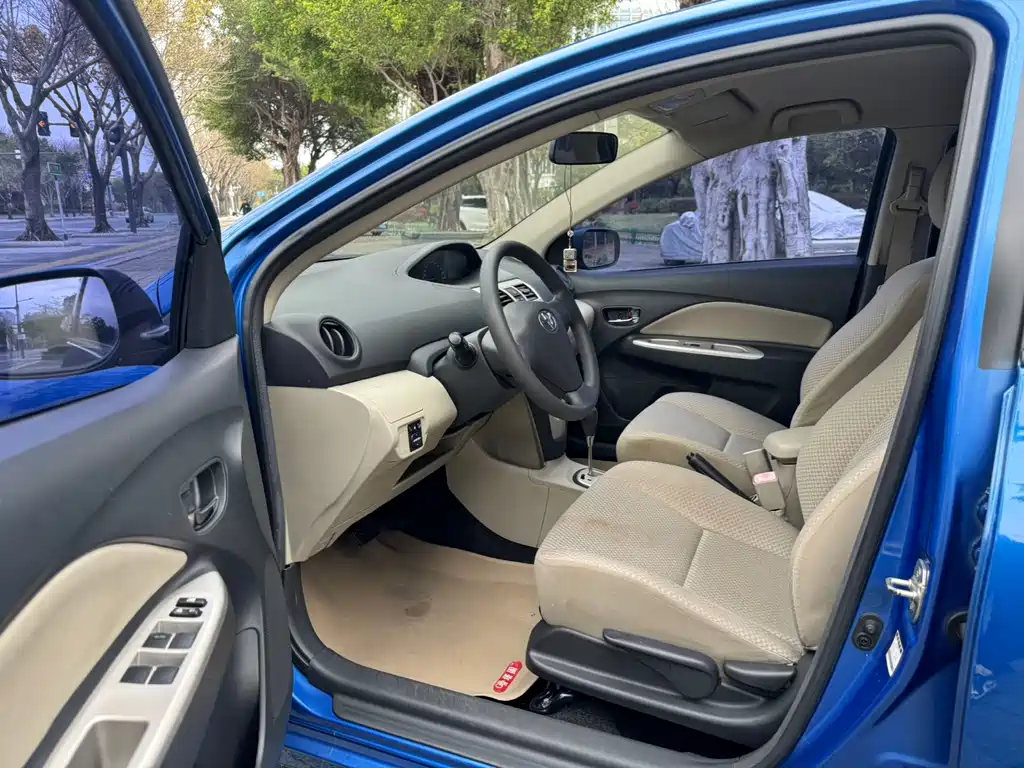 Toyota Vios — миниатюра 8