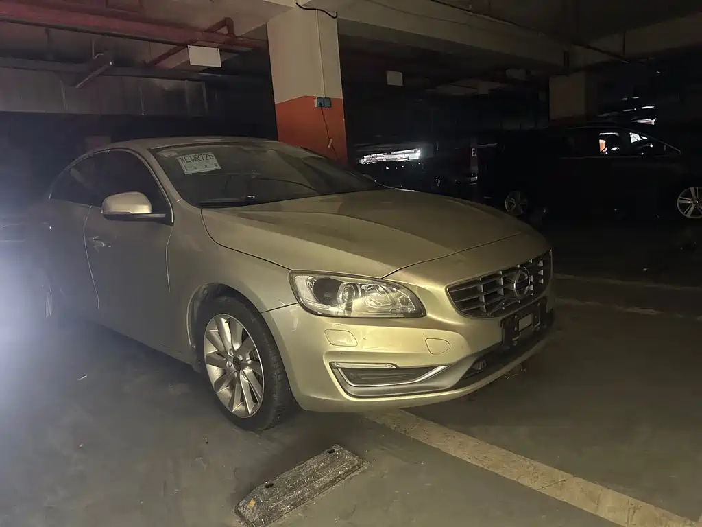 Volvo S60