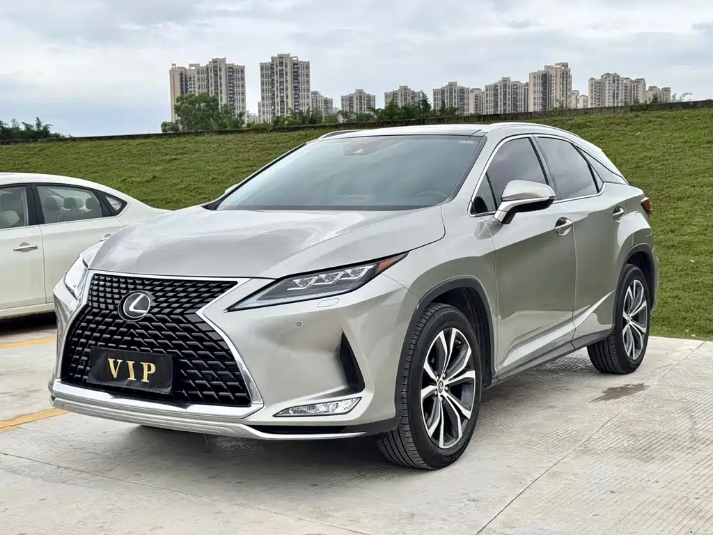 Lexus RX 2022