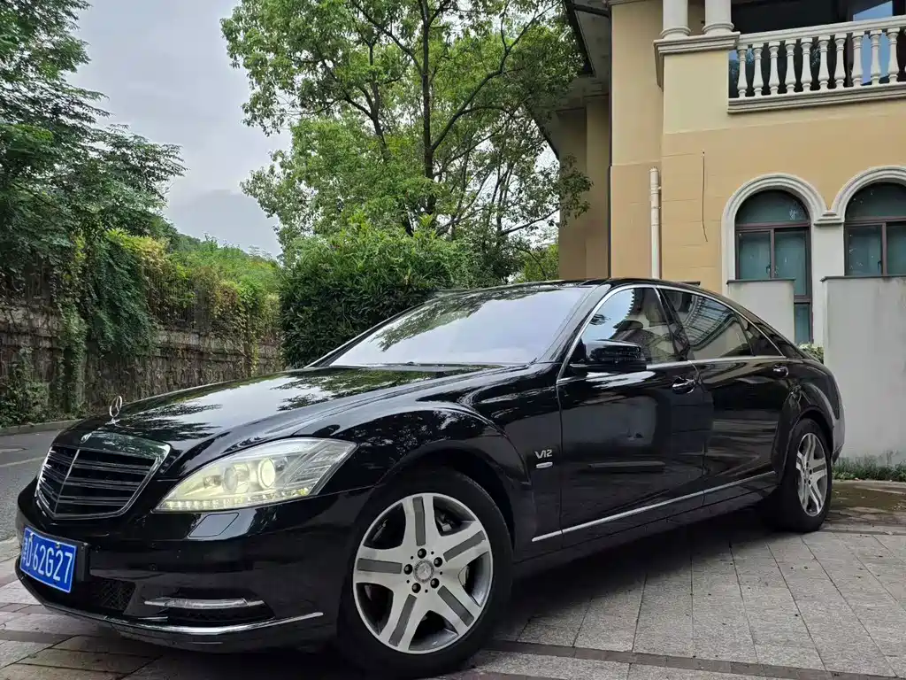 Mercedes-Benz S-Class — миниатюра 2