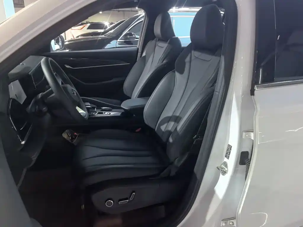Geely Xingyue L — миниатюра 15