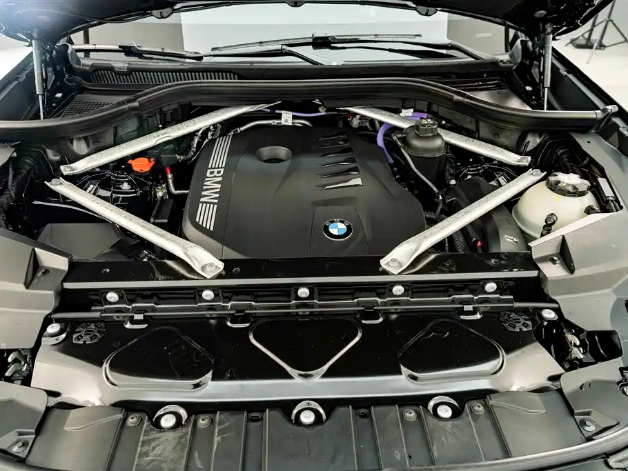 BMW X5 — миниатюра 26