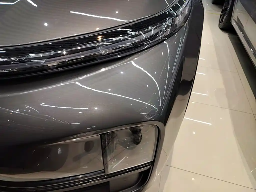 Li Auto Li L9 — миниатюра 24