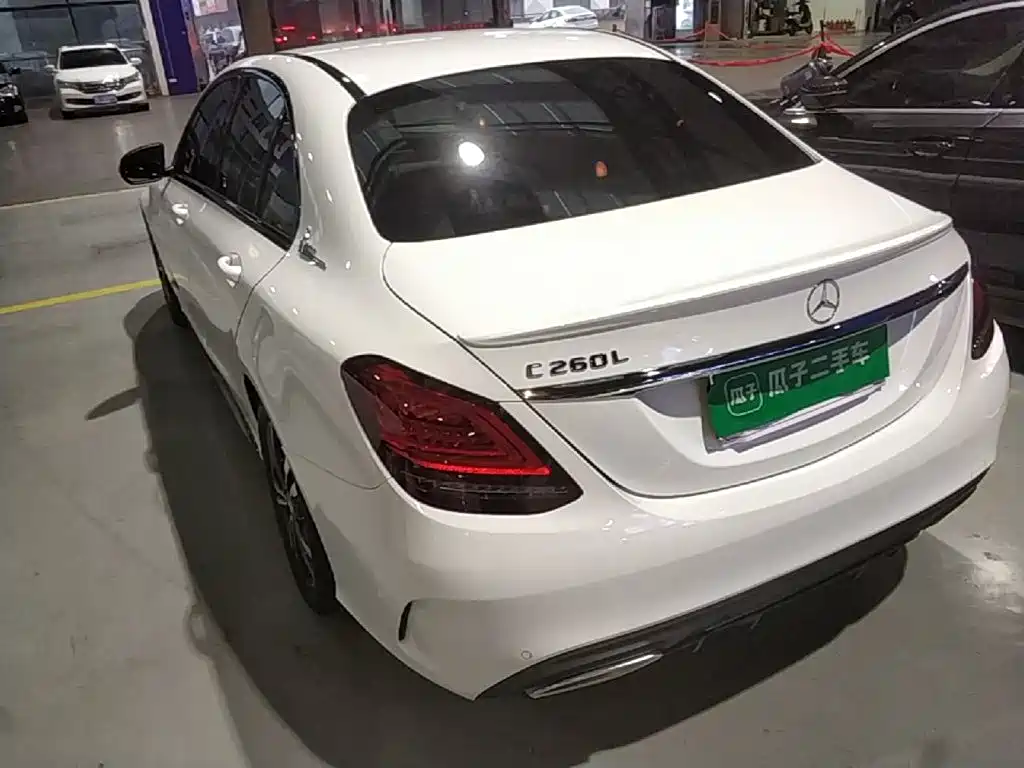 Mercedes-Benz C-Class — миниатюра 5