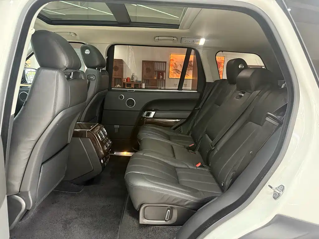 Land Rover Range Rover 2016 3.0 SC V6 Vogue SE Long Wheelbase