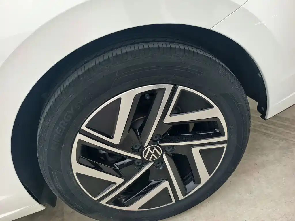 Volkswagen Sagitar — миниатюра 11