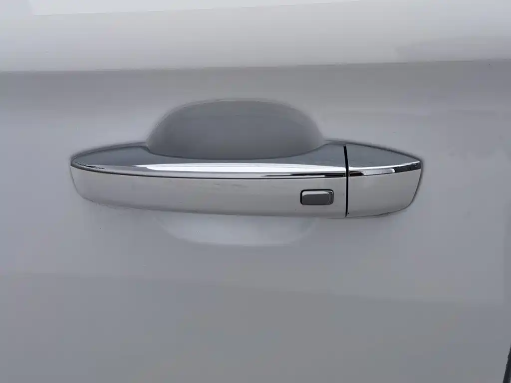 Roewe i5 — миниатюра 18