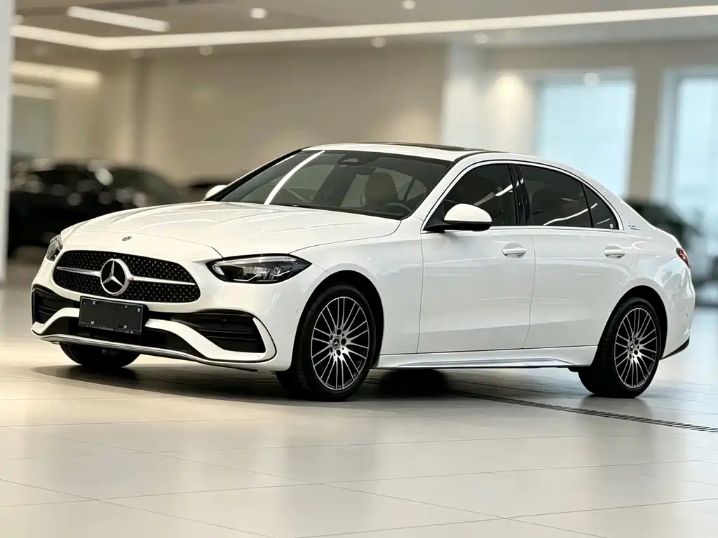 Mercedes-Benz C-Class — миниатюра 2