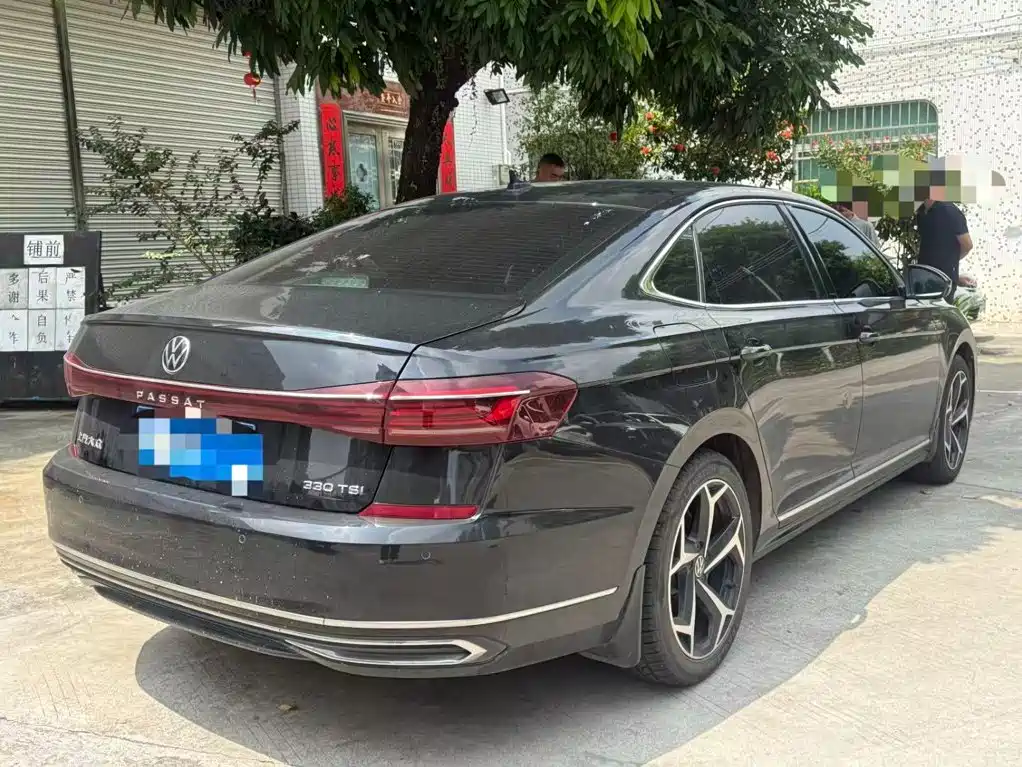 Volkswagen Passat — миниатюра 8