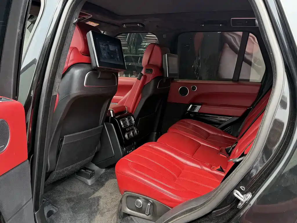 Land Rover Range Rover — миниатюра 8