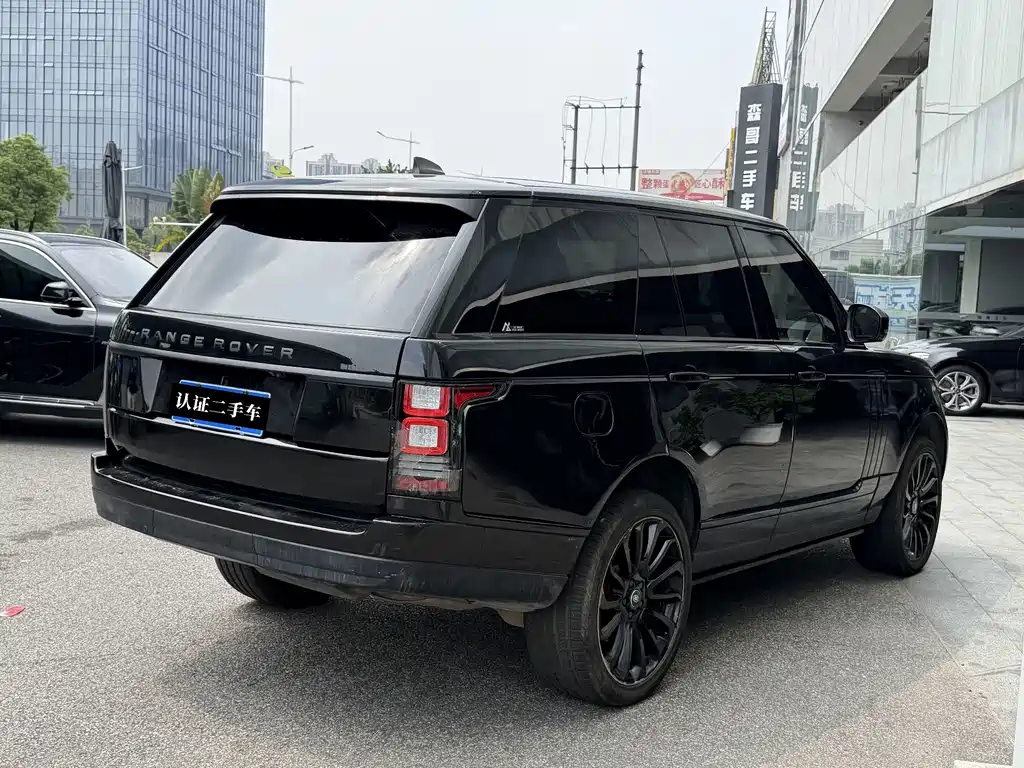 Land Rover Range Rover — миниатюра 3