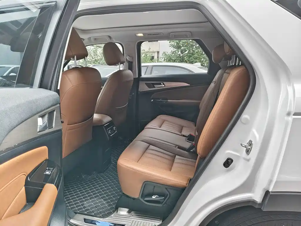 Changan CS95 — миниатюра 5