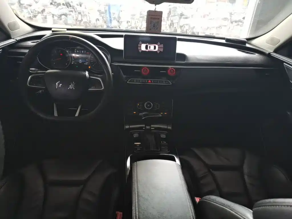 Hongqi Hongqi H5 — миниатюра 10