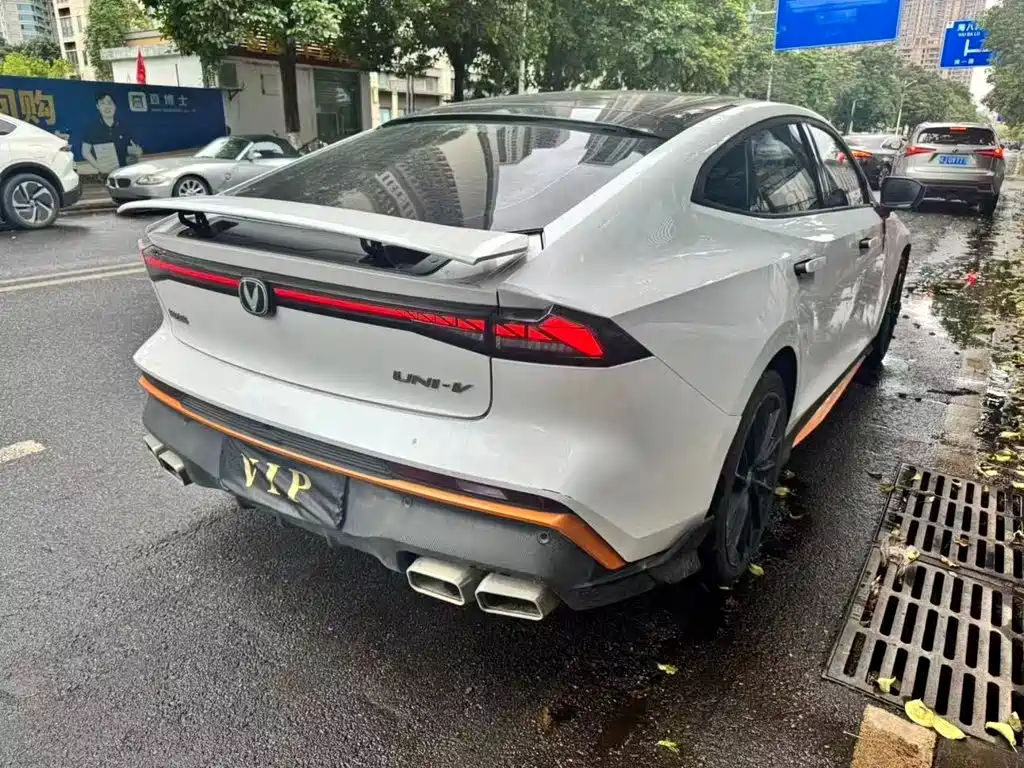 Changan UNI-V — миниатюра 13