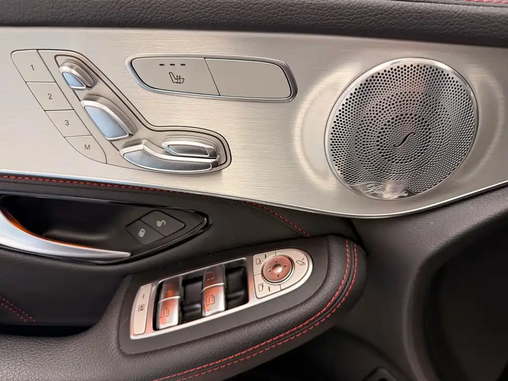Mercedes-Benz GLC AMG — миниатюра 7