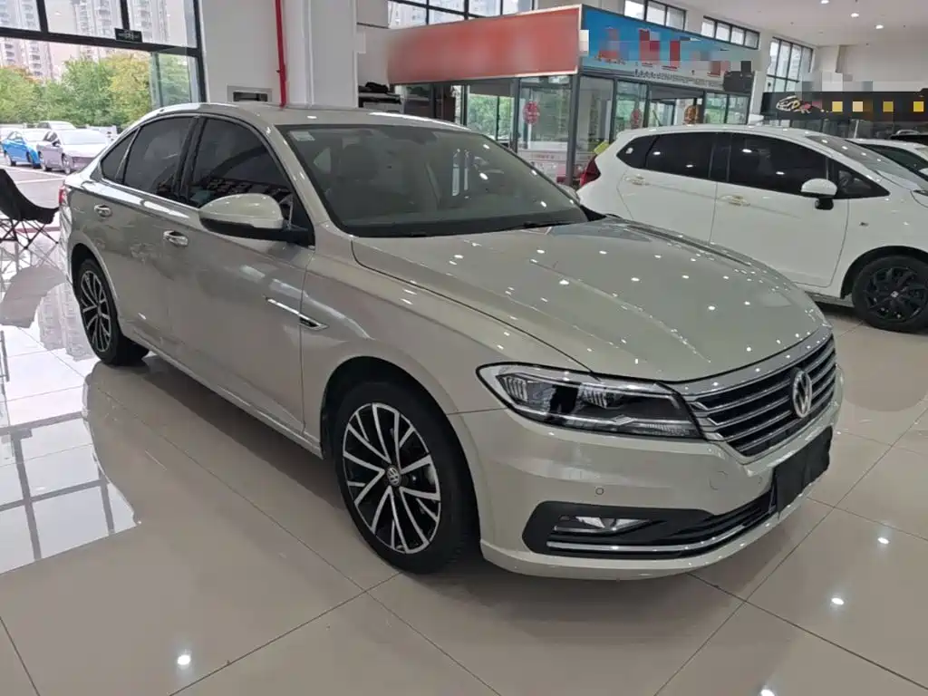 Volkswagen Lavida — миниатюра 4
