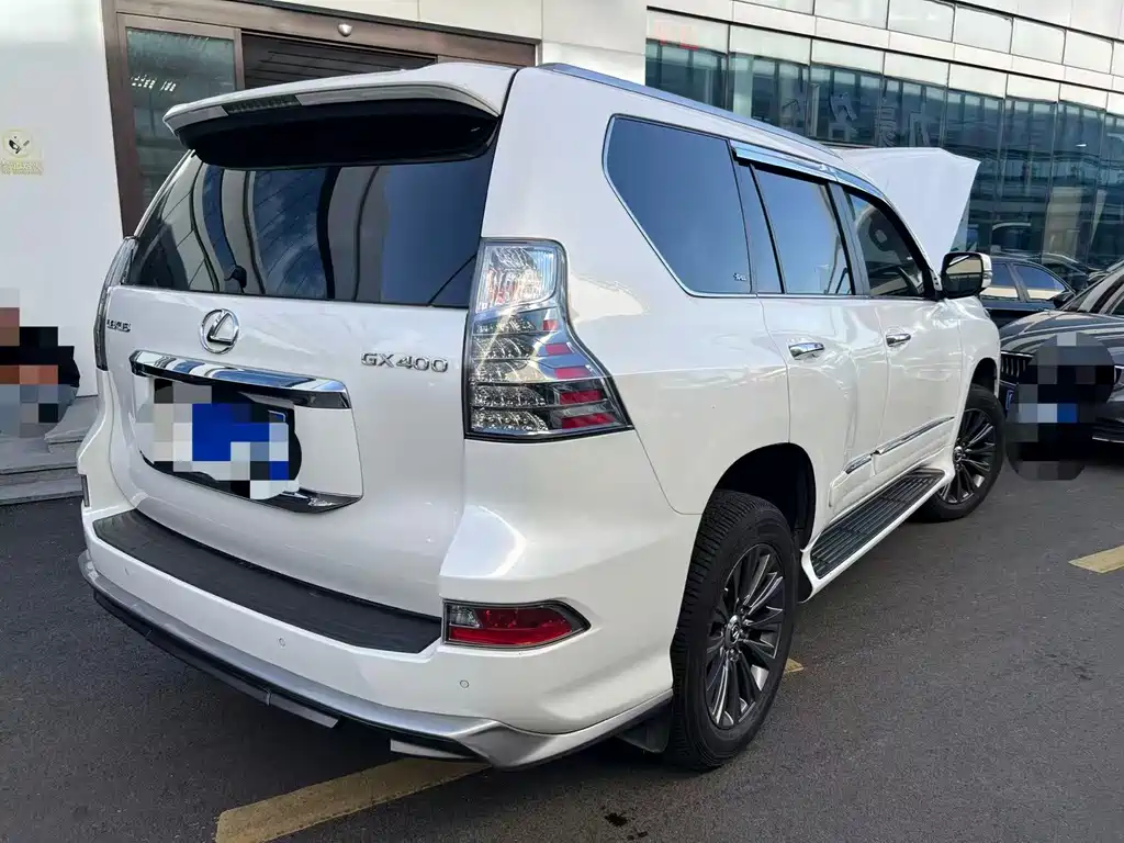 Lexus GX — миниатюра 12