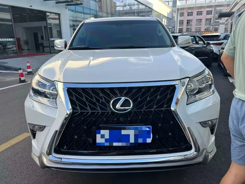 Lexus GX — миниатюра 2