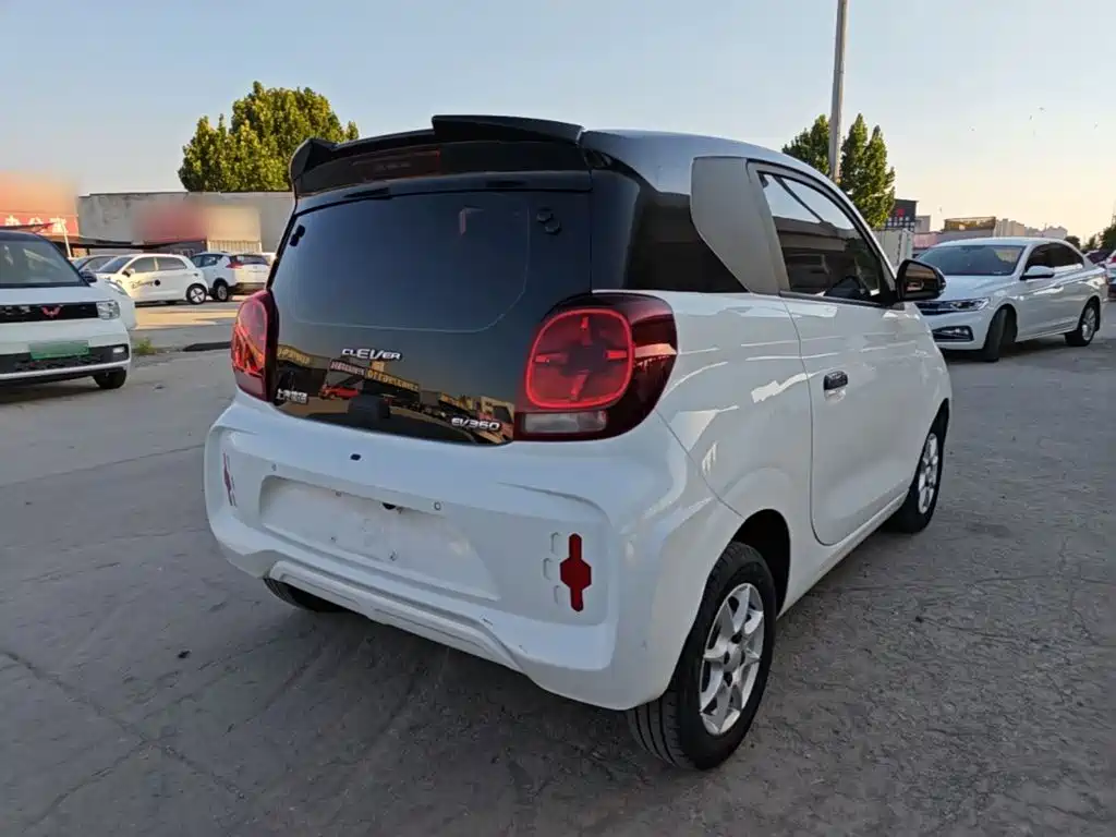 Roewe Clever — миниатюра 7