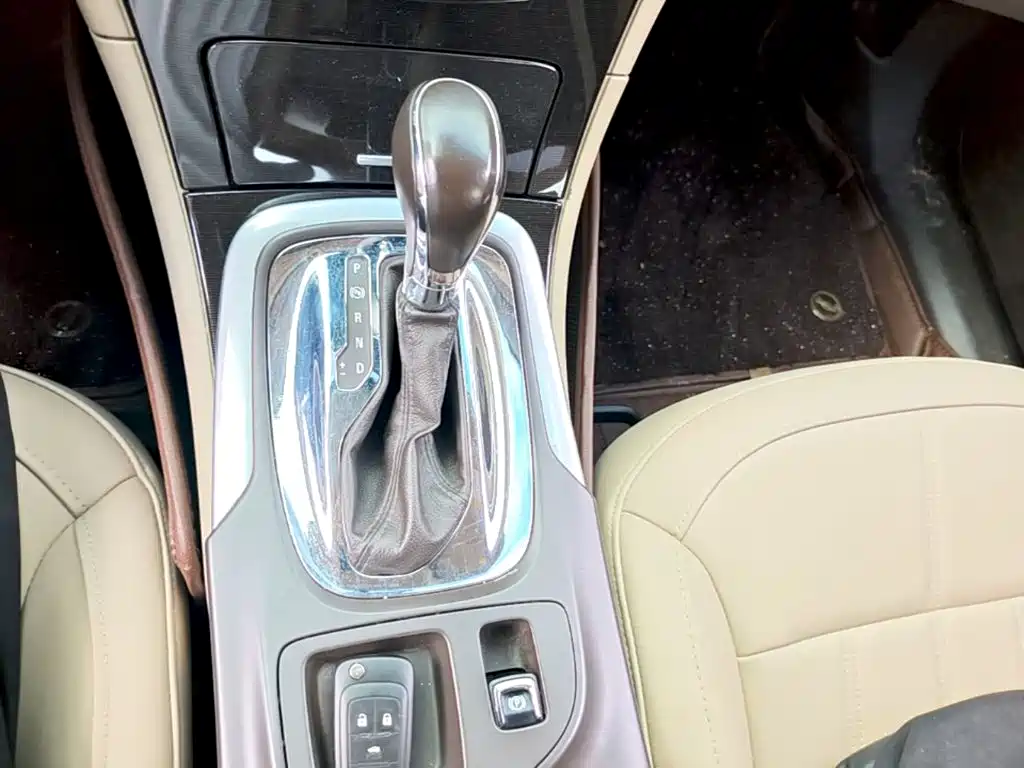 Buick Regal — миниатюра 14