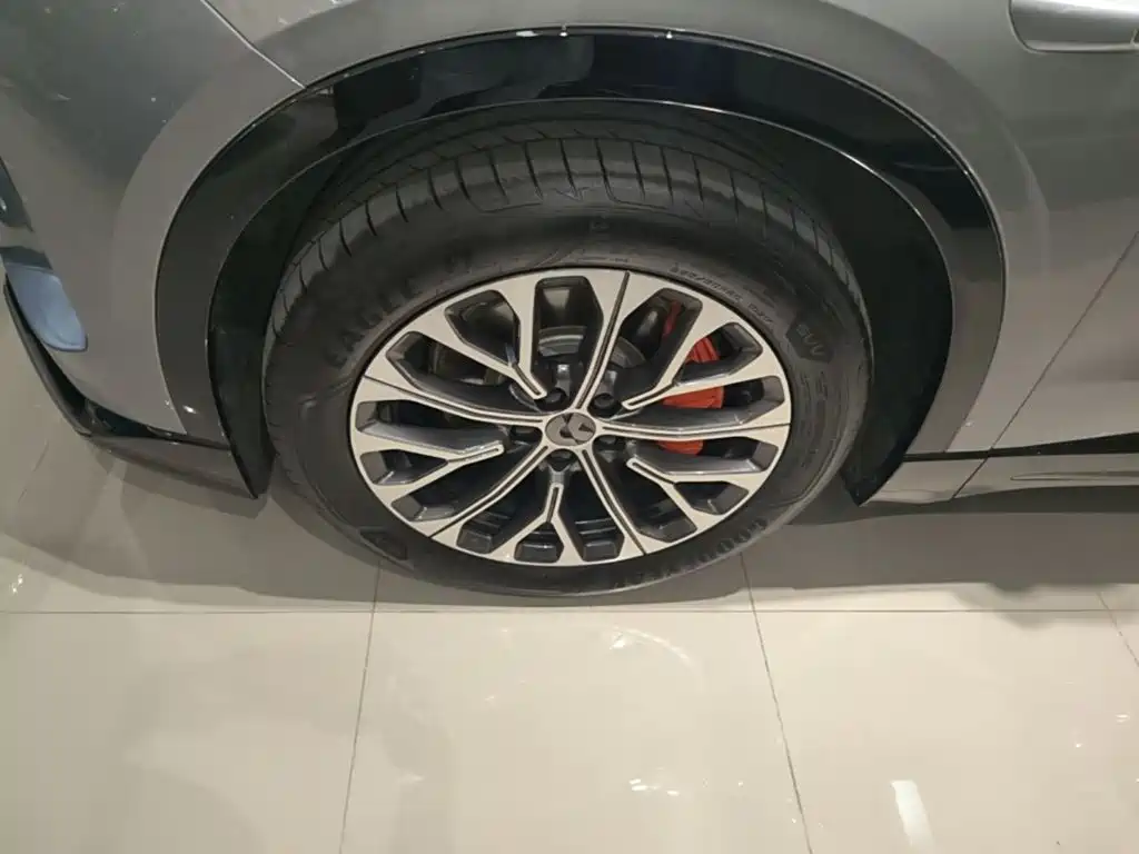 NIO EC6 — миниатюра 23