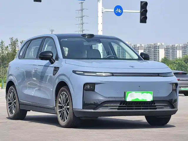 2025 Leapmotor B10