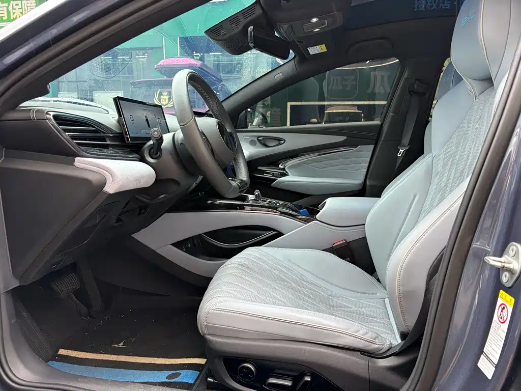 BYD Seal — миниатюра 5