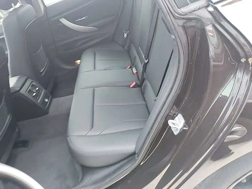 BMW 3 Series GT — миниатюра 17