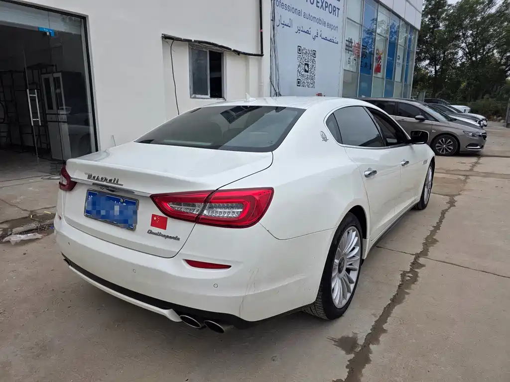 Maserati Quattroporte — миниатюра 9