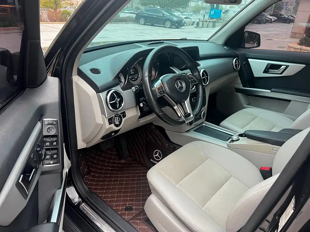 Mercedes-Benz GLK-Class — миниатюра 7