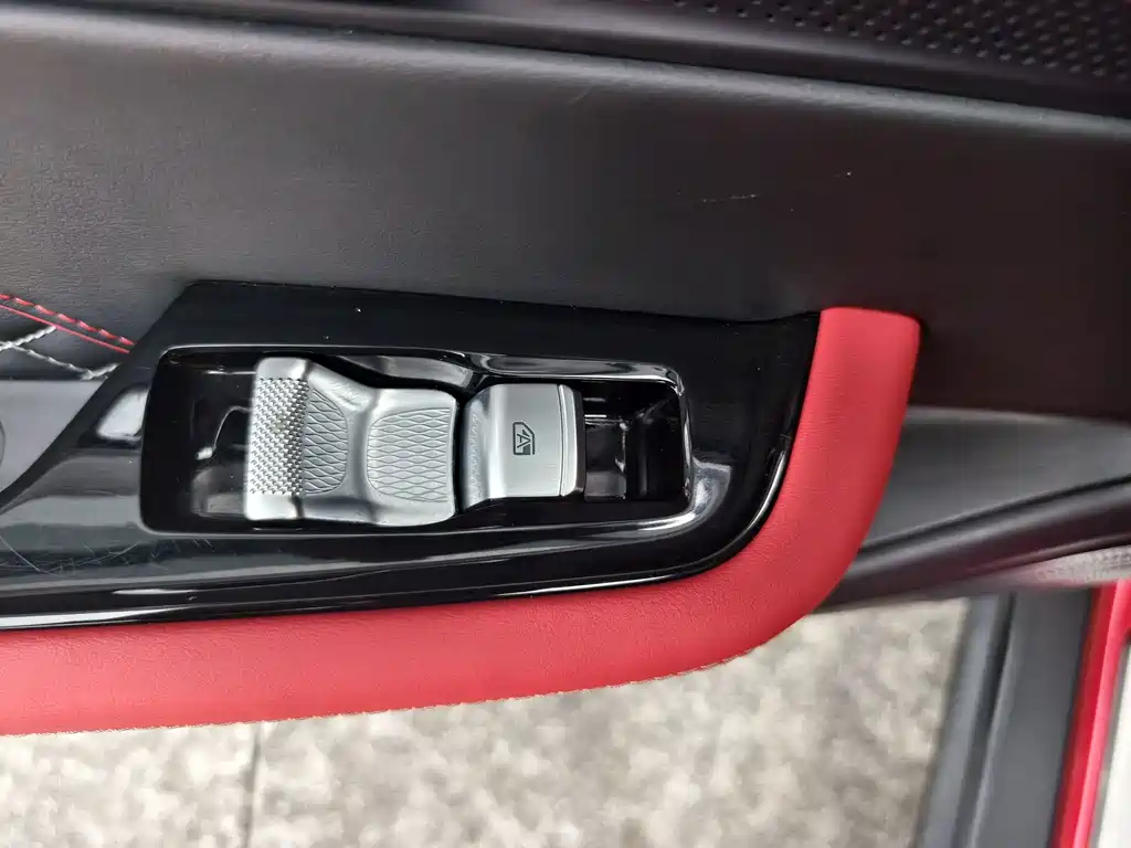BYD Han — миниатюра 10