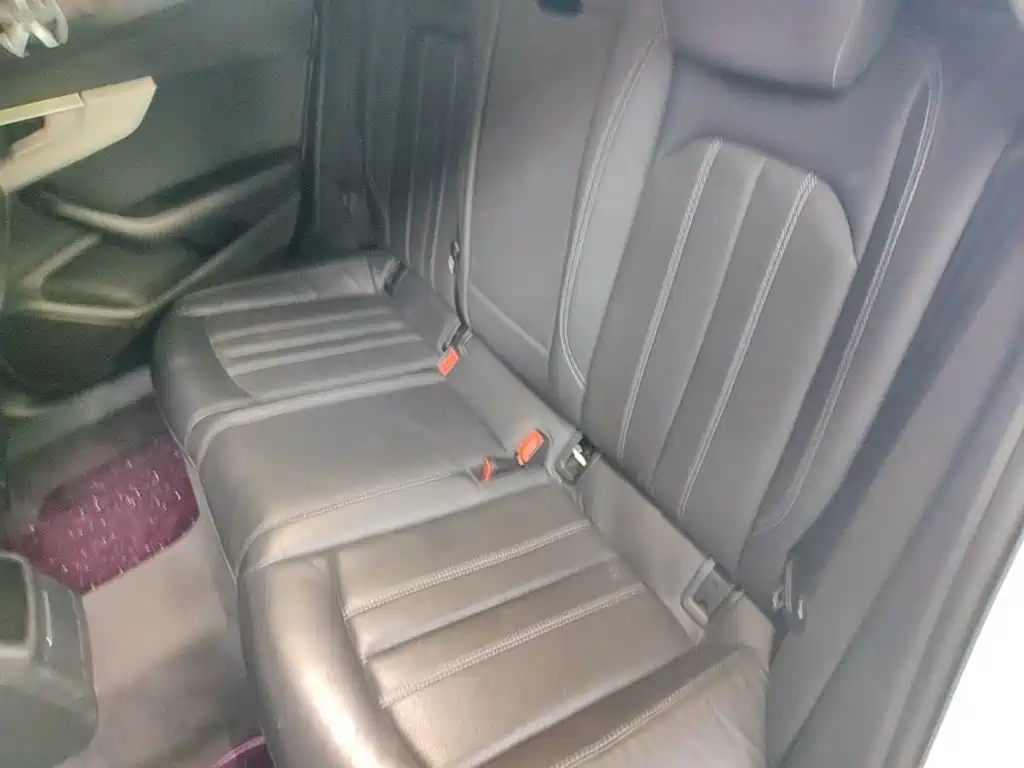 Audi A4L — миниатюра 17