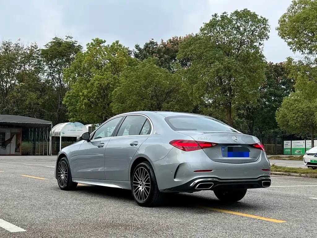 Mercedes-Benz C-Class — миниатюра 18