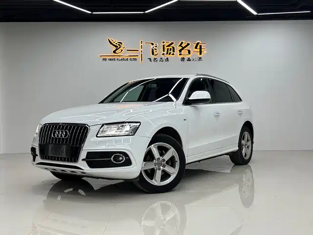 AUDI  Q5 2018