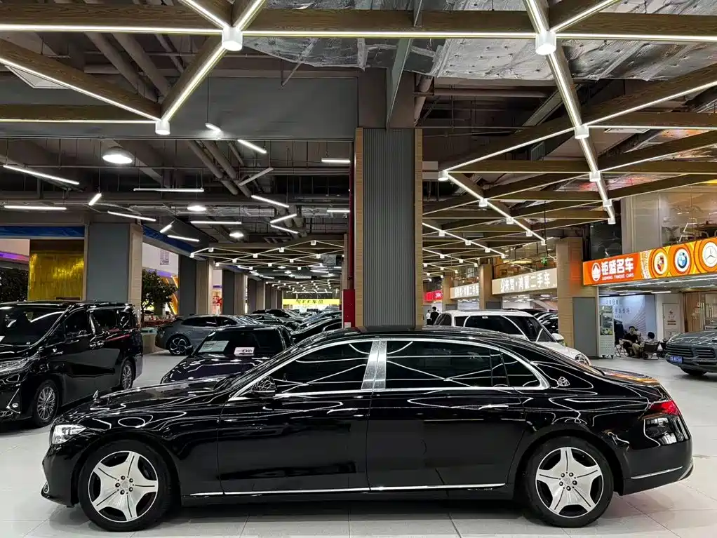 Mercedes-Benz S-Class — миниатюра 12