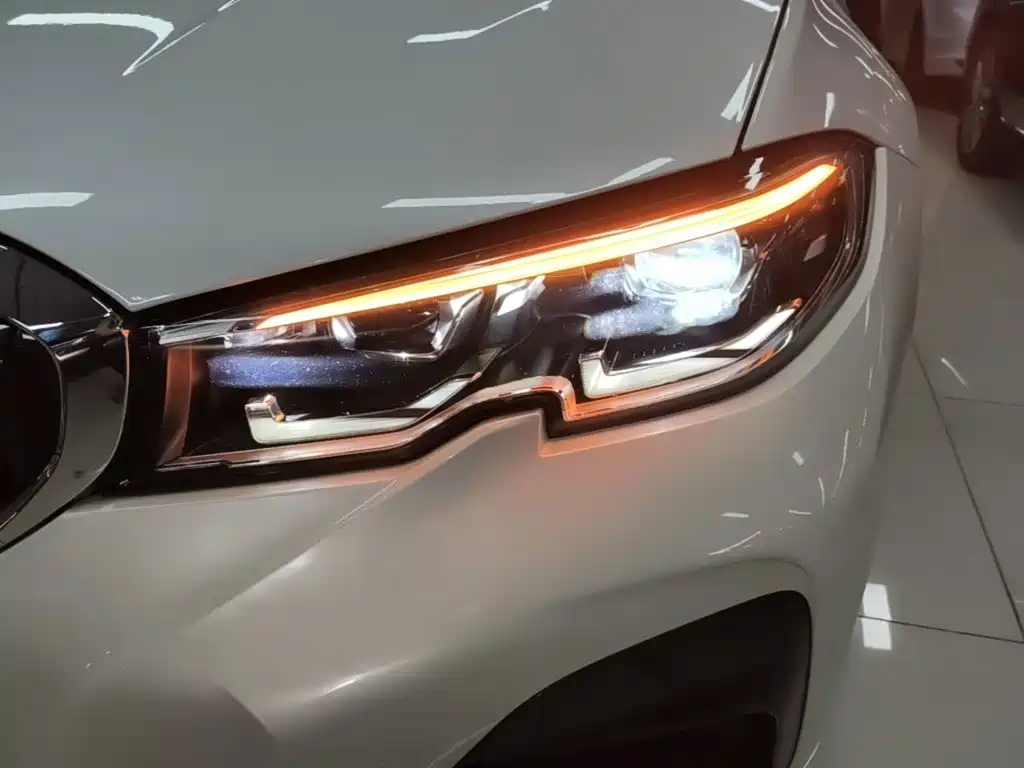 BMW 3 Series — миниатюра 24