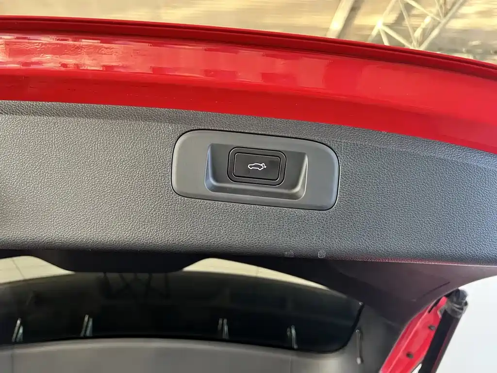 Geely Binyue — миниатюра 28