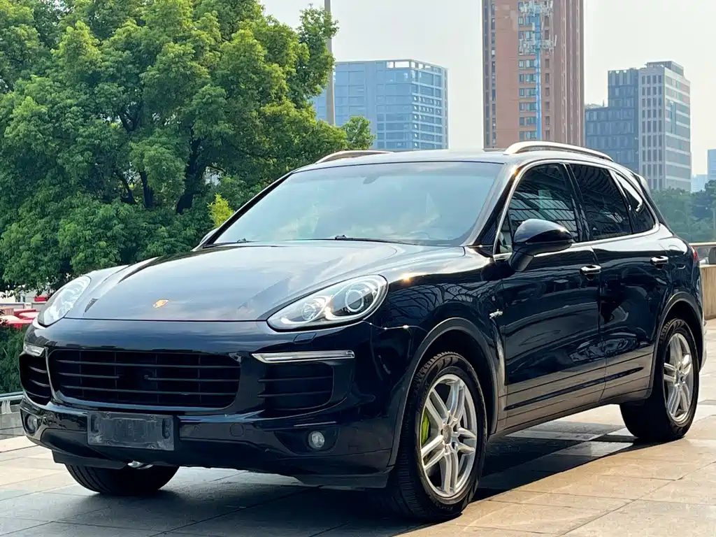 Porsche Cayenne Hybrid 2015