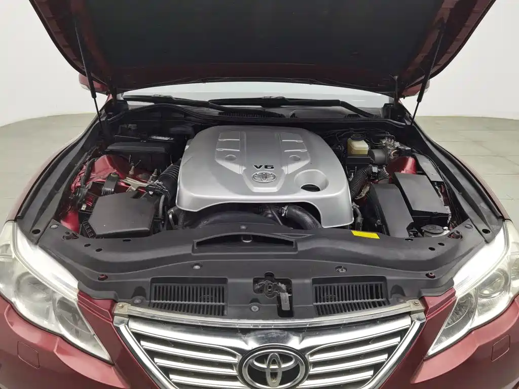 Toyota Reiz — миниатюра 6