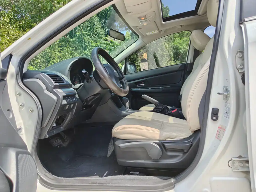 Subaru XV — миниатюра 4